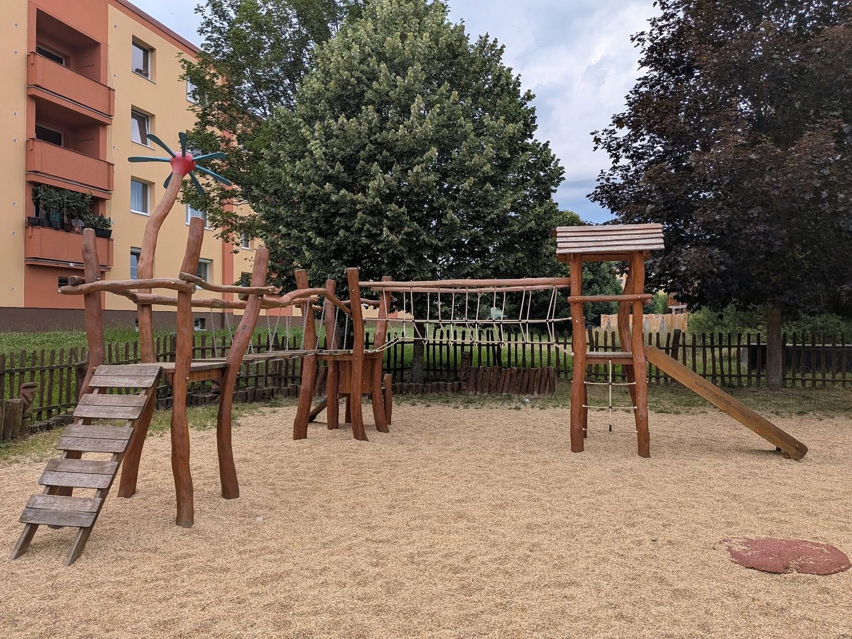 👧🛝 A co děti, mají si kde hrát?