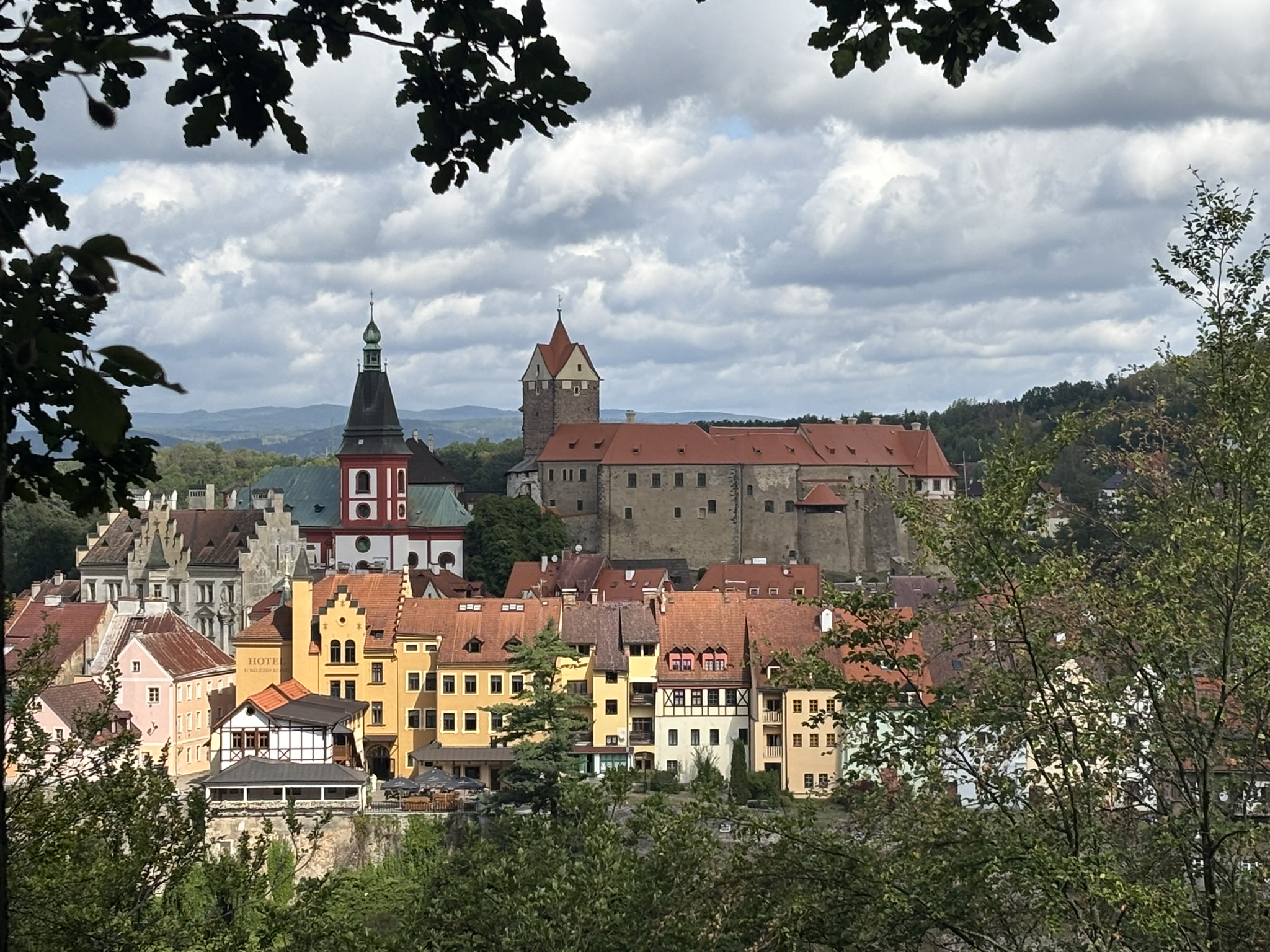 Hrad Loket – rekonstrukce střechy, 1. část